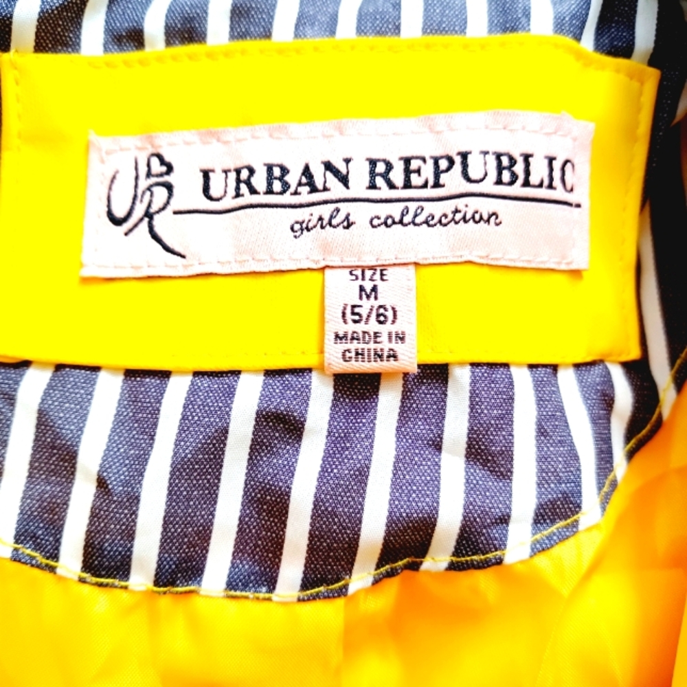 Urban Republic girl collection yellow rain coat Sz M 5/6